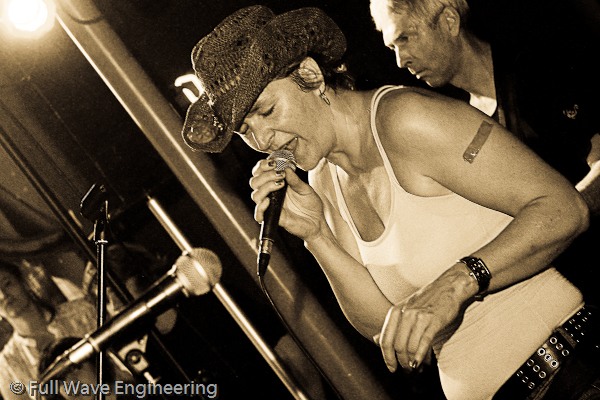 gal/Live Music/VH0L3069.jpg